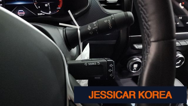 2020 Renault Korea XM3 - Thumbnail 17