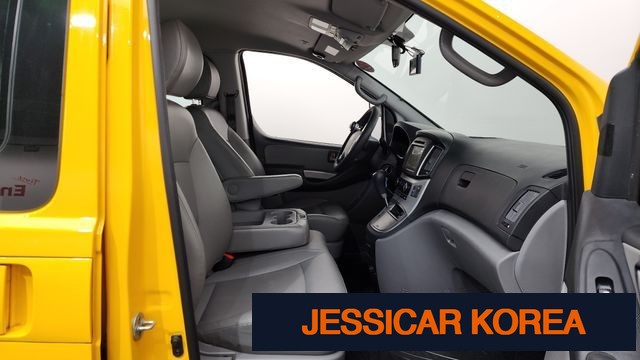 2017 Hyundai Grand Starex - Thumbnail 20