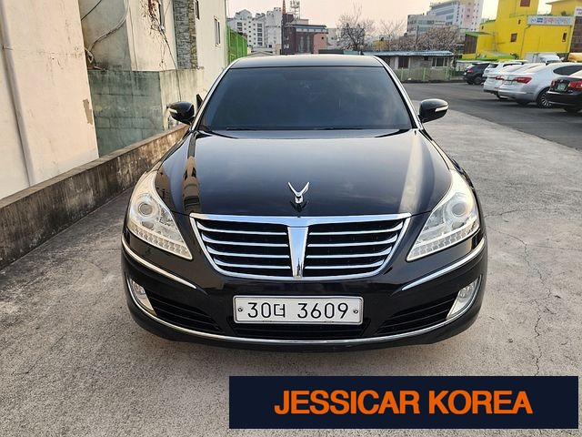 2010 Hyundai Equus (new model) - Thumbnail 2