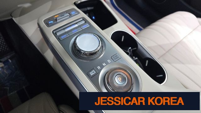 2023 Genesis GV70 - Thumbnail 6