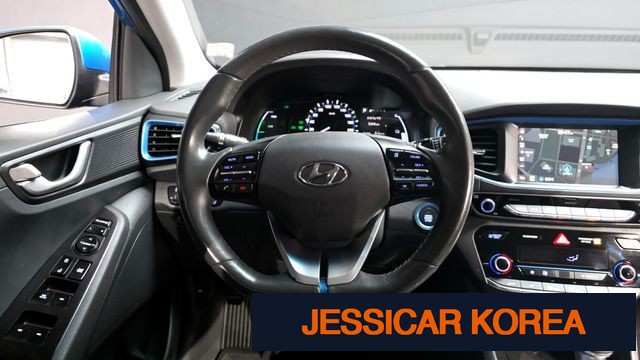 2017 Hyundai Ioniq Hybrid - Thumbnail 6