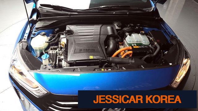 2017 Hyundai Ioniq Hybrid - Thumbnail 15
