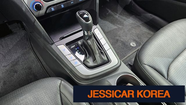 2016 Hyundai Avante AD - Thumbnail 17