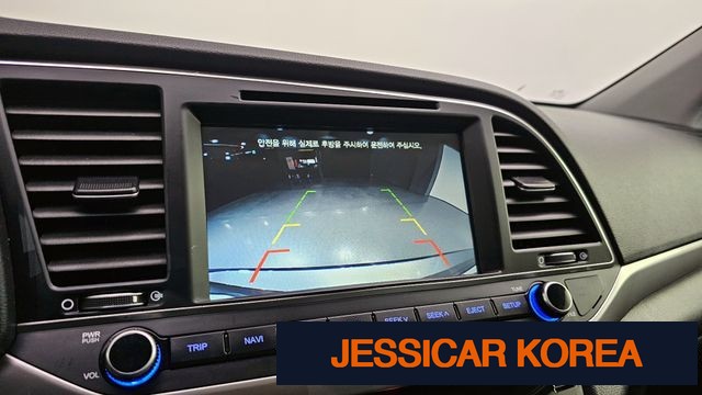 2016 Hyundai Avante AD - Thumbnail 19
