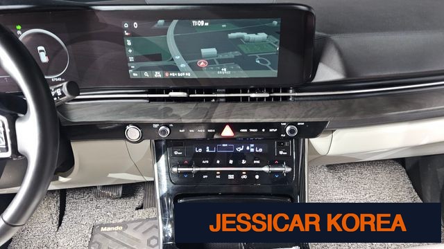 2023 Kia Carnival 4th Gen - Thumbnail 18