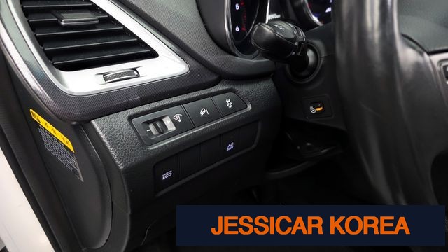 2015 Hyundai Santa Fe DM - Thumbnail 12