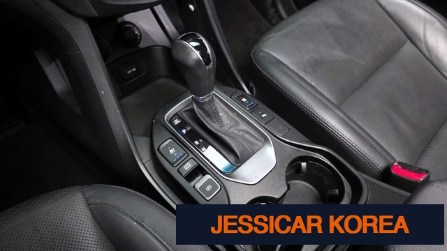 2015 Hyundai Santa Fe DM - Thumbnail 15