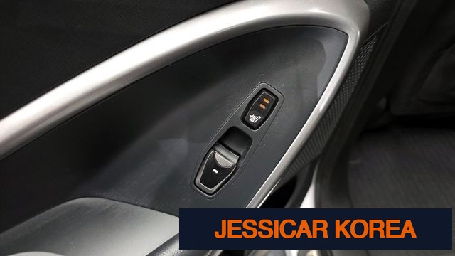 2015 Hyundai Santa Fe DM - Thumbnail 20