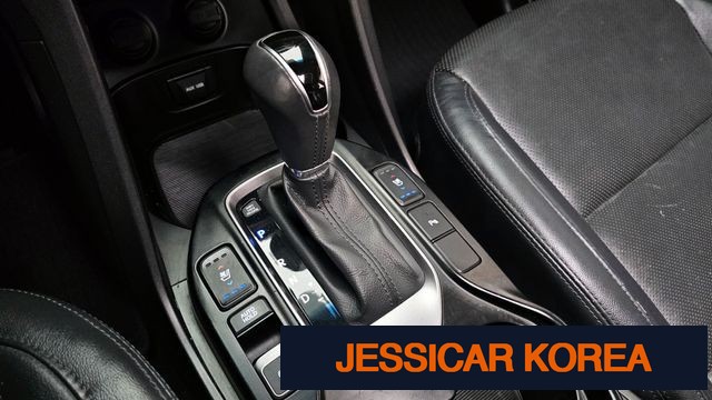 2015 Hyundai Santa Fe DM - Thumbnail 12