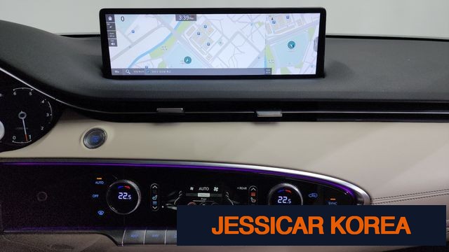 2021 Genesis GV70 - Thumbnail 3