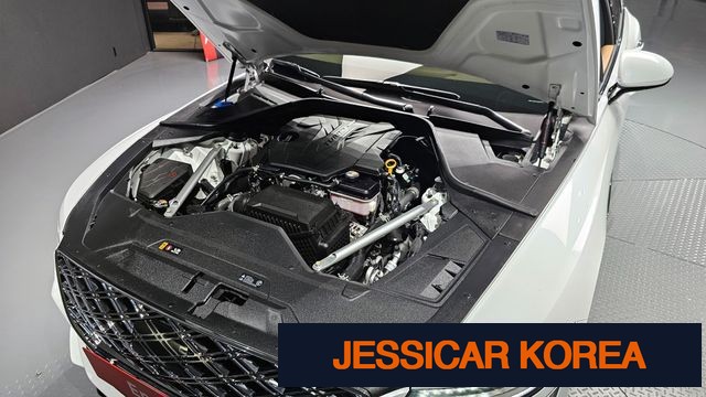 2025 Genesis G80 (RG3) - Thumbnail 3