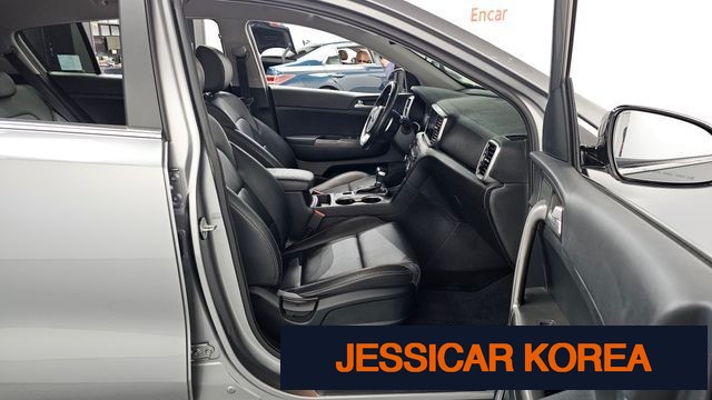 2022 Kia Sportage the bold - Thumbnail 2