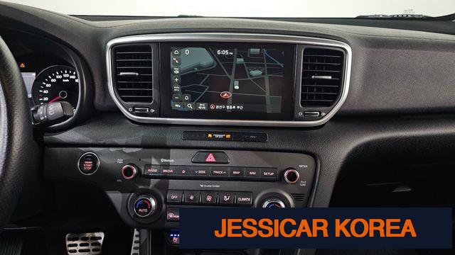 2022 Kia Sportage the bold - Thumbnail 6
