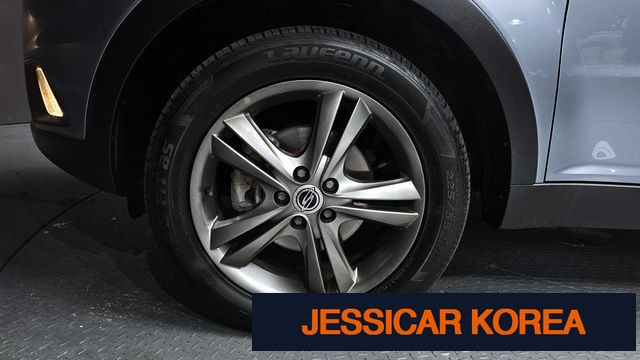 2012 KG Mobility Korando C - Thumbnail 2