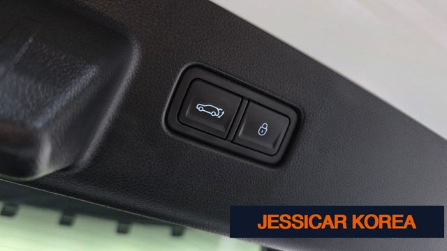 2022 Genesis GV60 - Thumbnail 2
