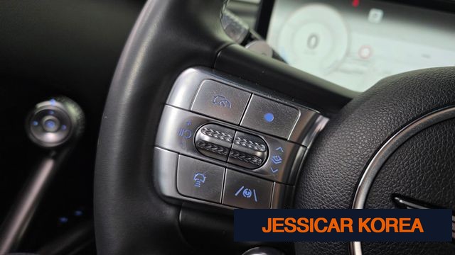 2022 Genesis GV60 - Thumbnail 7