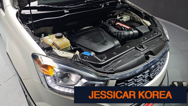 2014 KG Mobility New Korando C - Thumbnail 11