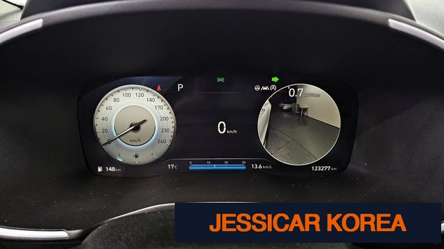 2021 Hyundai The New Santa Fe - Thumbnail 2