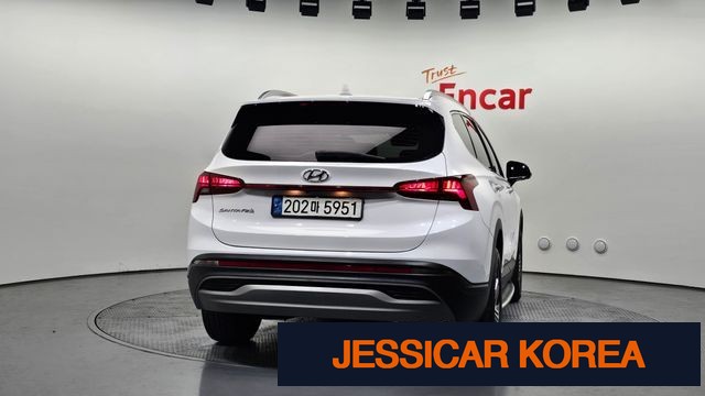 2021 Hyundai The New Santa Fe - Thumbnail 4