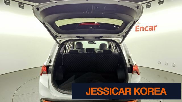 2021 Hyundai The New Santa Fe - Thumbnail 8