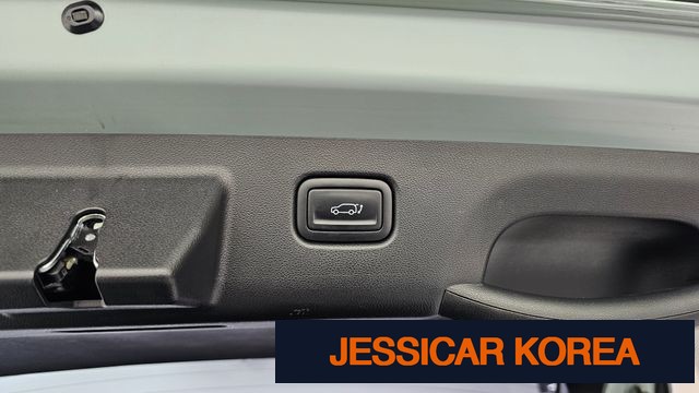 2023 Hyundai Kona Hybrid (SX2) - Thumbnail 5