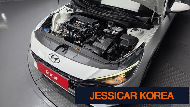 2021 Hyundai Avante (CN7) - Thumbnail 3