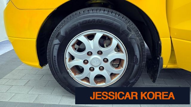 2011 Hyundai Grand Starex - Thumbnail 4