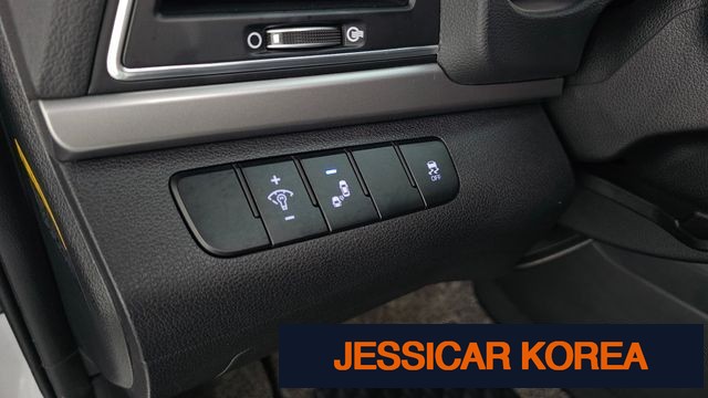 2017 Hyundai Avante AD - Thumbnail 20