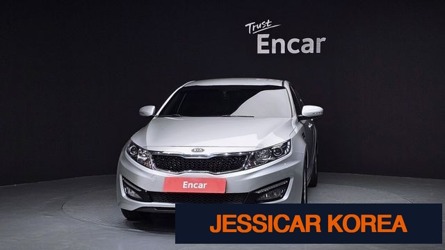 2012 Kia K5 - Thumbnail 8