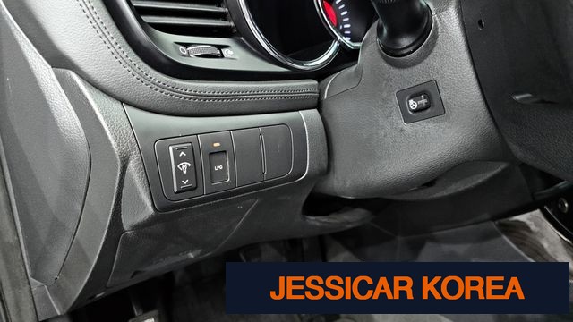 2012 Kia K5 - Thumbnail 10