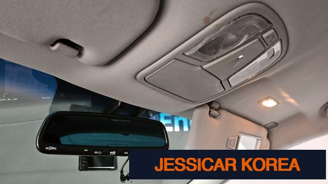 2012 Kia K5 - Thumbnail 12