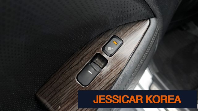 2012 Kia K5 - Thumbnail 16
