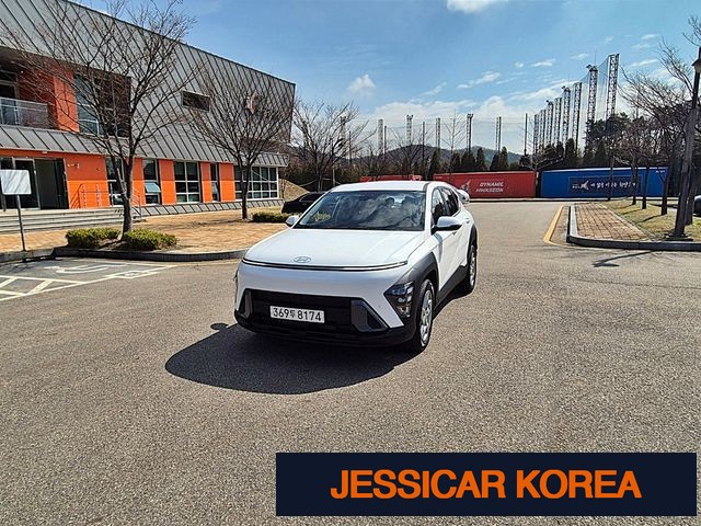 2023 Hyundai Kona (SX2) - Thumbnail 3