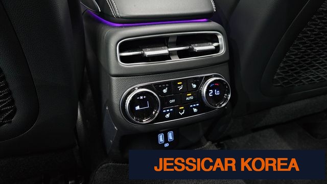 2023 Genesis GV70 - Thumbnail 5