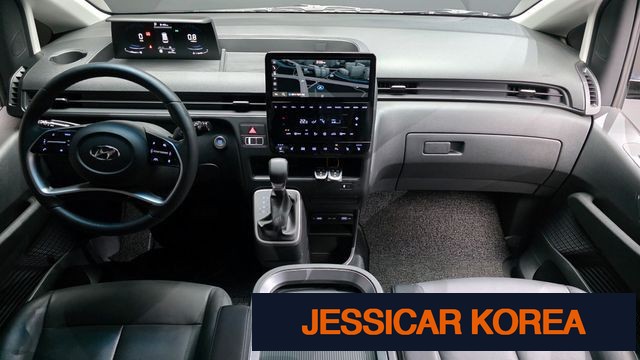 2023 Hyundai Staria - Thumbnail 4