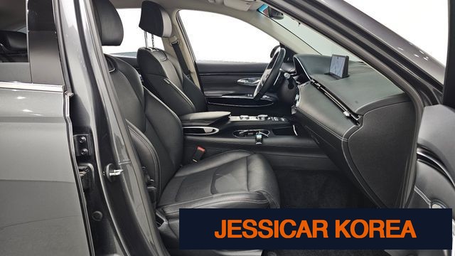 2021 Genesis GV70 - Thumbnail 3