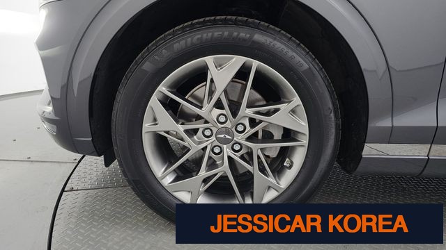 2021 Genesis GV70 - Thumbnail 4