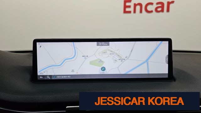 2021 Genesis GV70 - Thumbnail 13