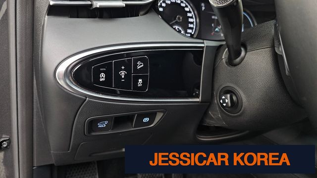 2021 Genesis GV70 - Thumbnail 20