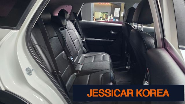 2017 Kia Niro - Thumbnail 7