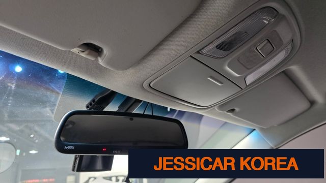 2017 Kia Niro - Thumbnail 8