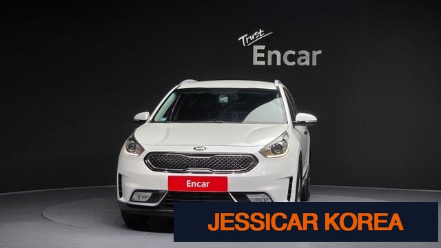 2017 Kia Niro - Thumbnail 10