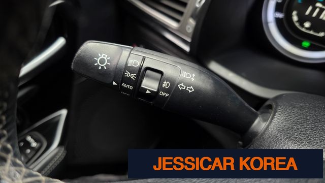 2017 Kia Niro - Thumbnail 18