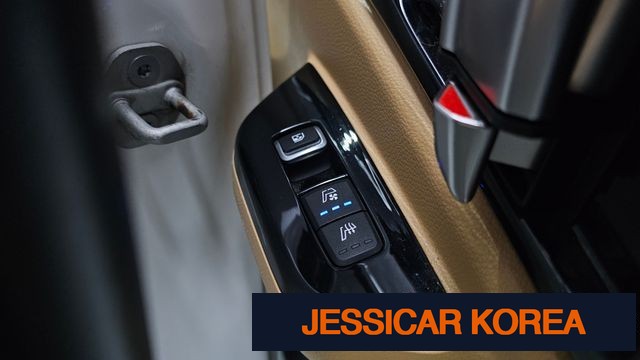 2021 Kia Carnival 4th Gen - Thumbnail 3