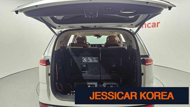2021 Kia Carnival 4th Gen - Thumbnail 18