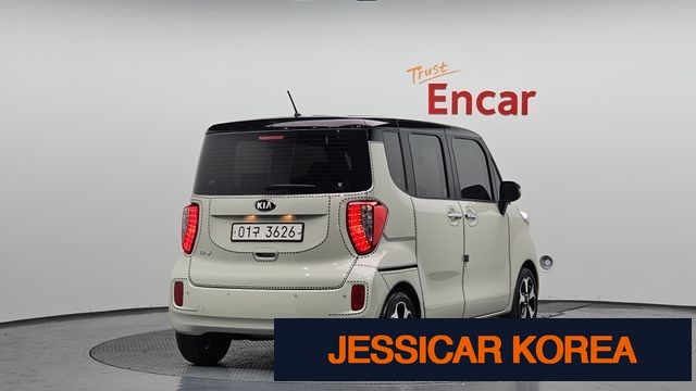 2017 Kia Ray - Thumbnail 3