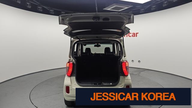 2017 Kia Ray - Thumbnail 12