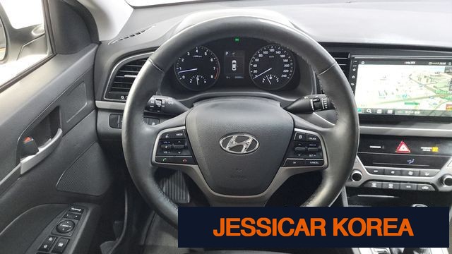 2016 Hyundai Avante AD - Thumbnail 4