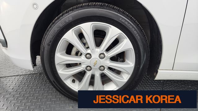 2017 Chevrolet The Next Spark - Thumbnail 2