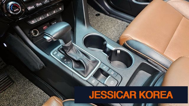 2020 Kia Sportage the bold - Thumbnail 6